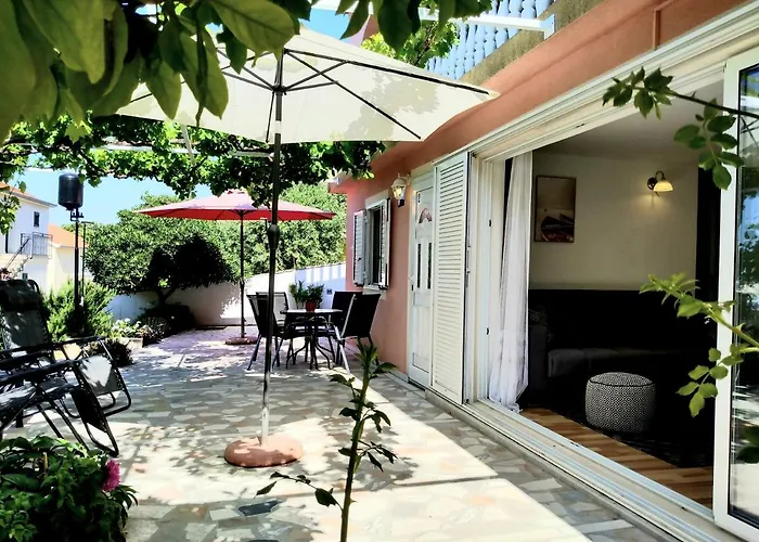 Grande Vista - Lovely With Private Spacious Lush Mediterranean Patio And Sea View Διαμέρισμα *