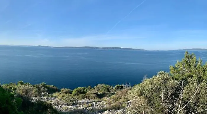 Grande Vista - Lovely With Private Spacious Lush Mediterranean Patio And Sea View